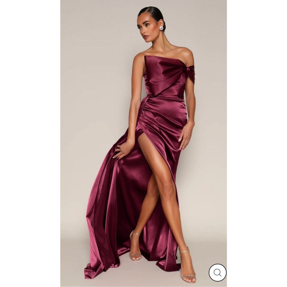 Moda Glam Vienna Statement Bow Gown With Sash Merlot Size 6 Prom Wedding Guest